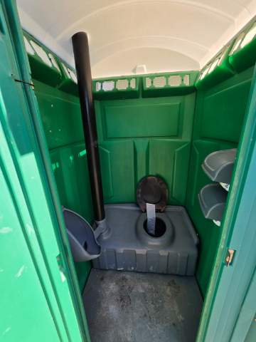 Porta potty photo
